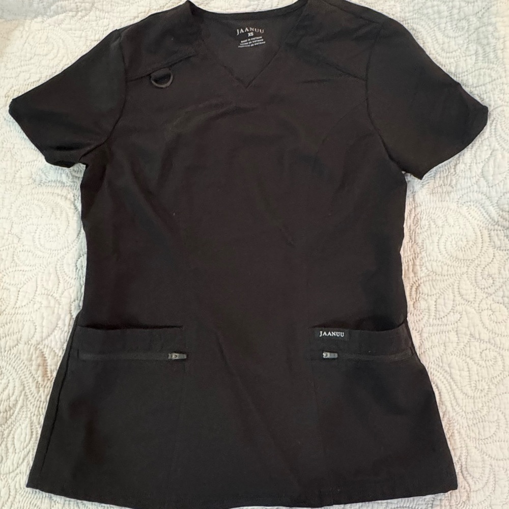 Jaanuu Women's Black Cargo Pants - Picture 2 of 5